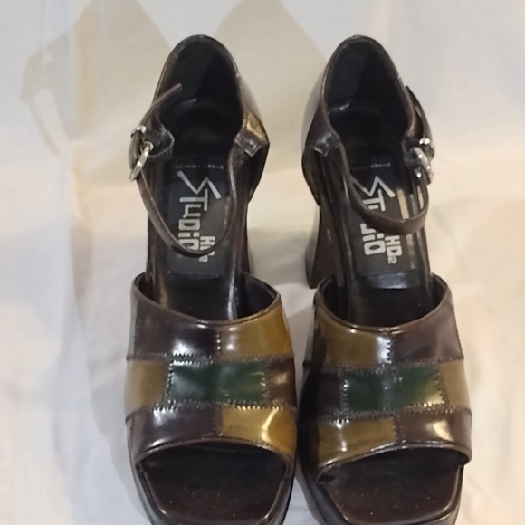 Studio Shoes - Studio Women's Black and Brown Heels